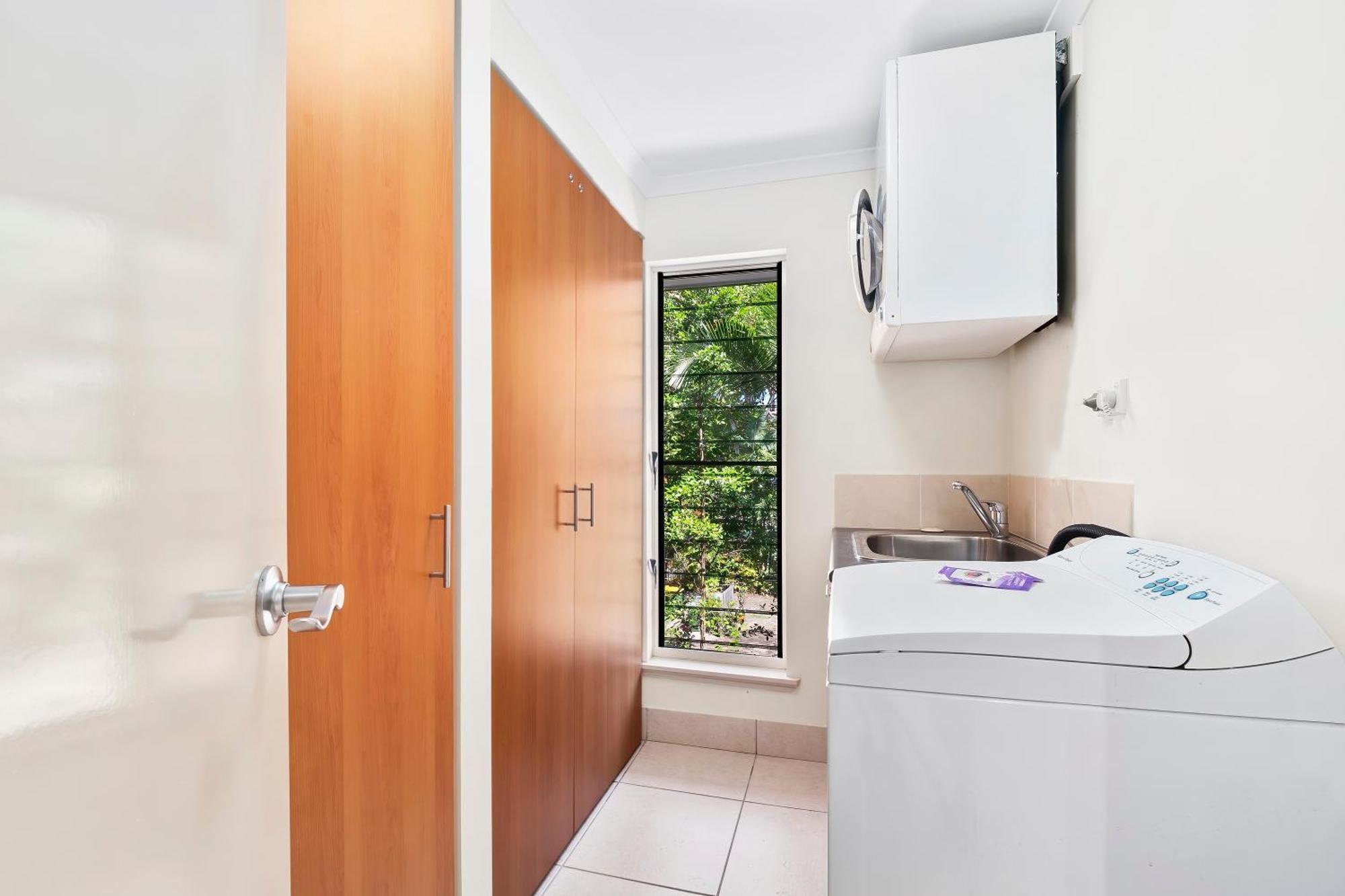 Arlington Apartments Clifton Beach Pokoj fotografie